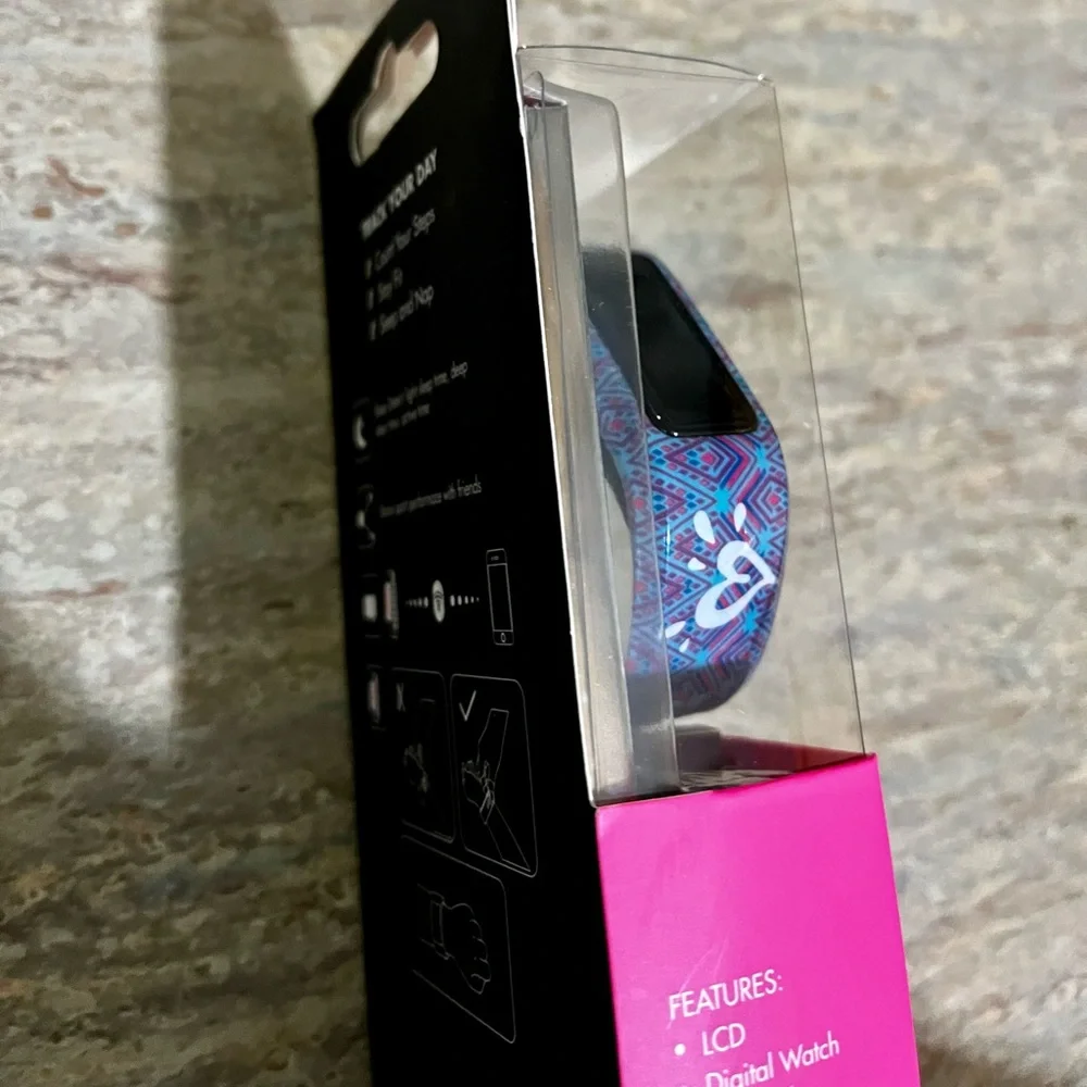 NWT The Active Collection Activity Tracker Bluetooth watch